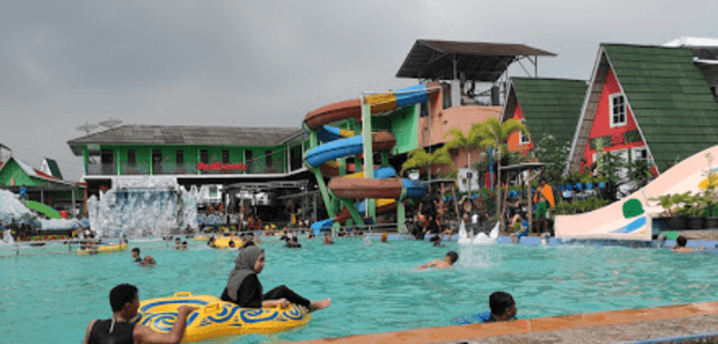 kolam renang di Purwakarta