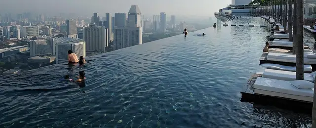 Kolam Infinity Marina Bay Sands, Ikon Kemewahan di Atas Kota Singapura